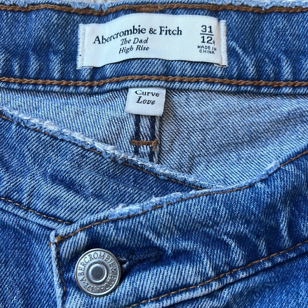 Abercrombie Curve Love Dad High Rise Jeans